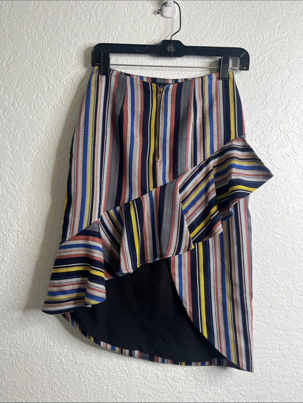 N12H Striped Asymmetrical Skirt Sz S